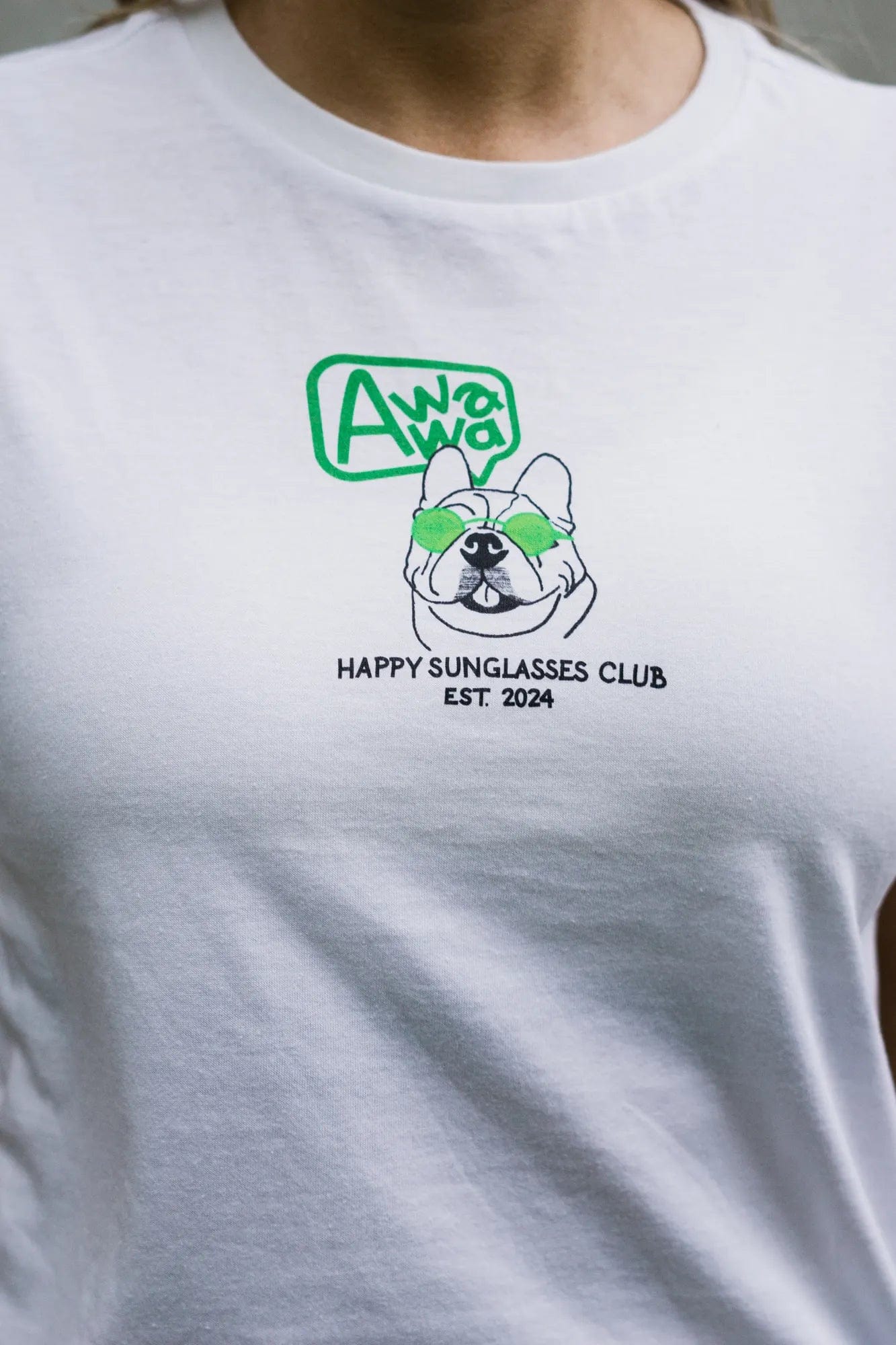 Camiseta curta feminina Happy Sunglasses Club